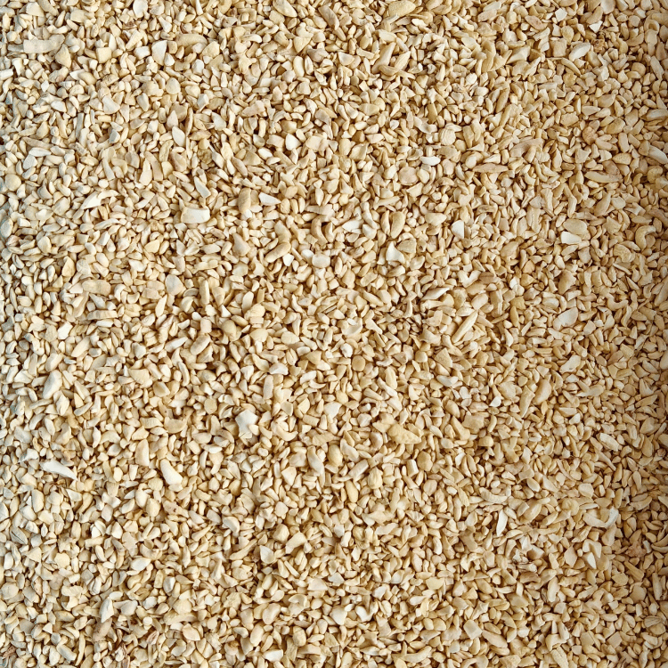 BB Baby Bites Organic Raw Small Cashew Pieces